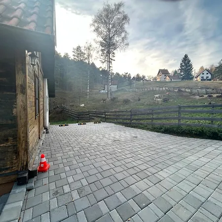 Holiday home Vikendica Boki I Maki Divcibare