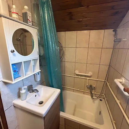 Vikendica Boki I Maki *