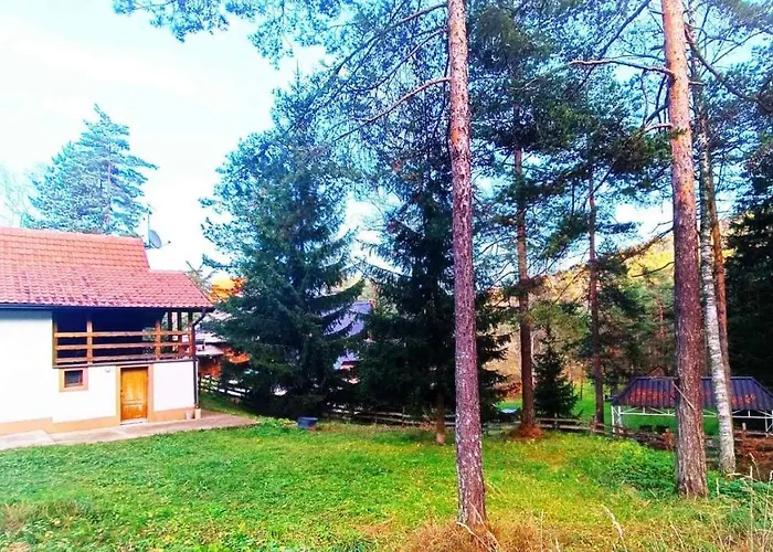 Vikendica Boki I Maki Vikendica