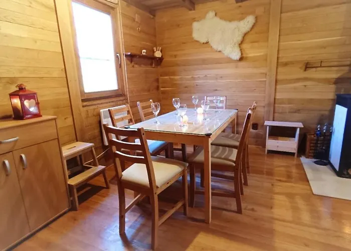 Vikendica Boki I Maki *